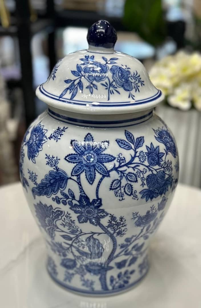 IMG-20260117-WA0024 Vase Chinois Bleu avec Couvercle 17*17*26cm – Image 1