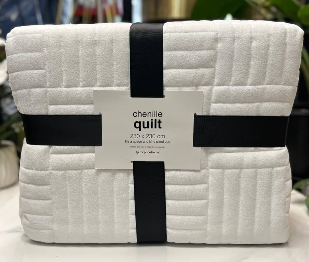 WhatsApp Image 2026-01-17 at 16.33.16 Chenille Washed Quilt – Image 1