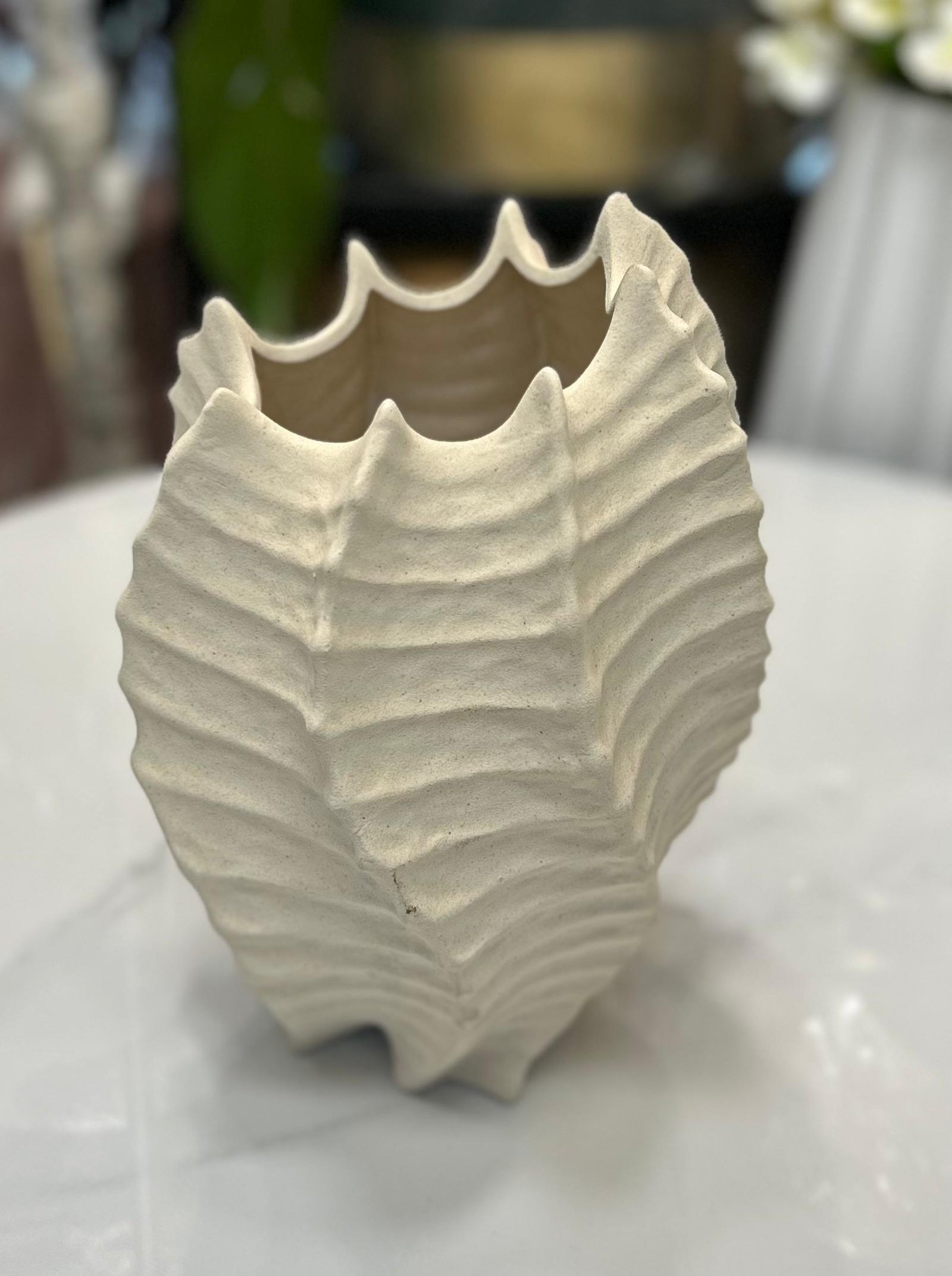 WhatsApp Image 2026-01-21 at 15.23.26 Shell vase – Image 1