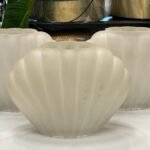Sheel vase frosted
