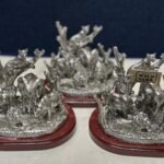 Big five on plinth 18*16cm