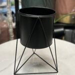 Tri black pot stand 31cm Black