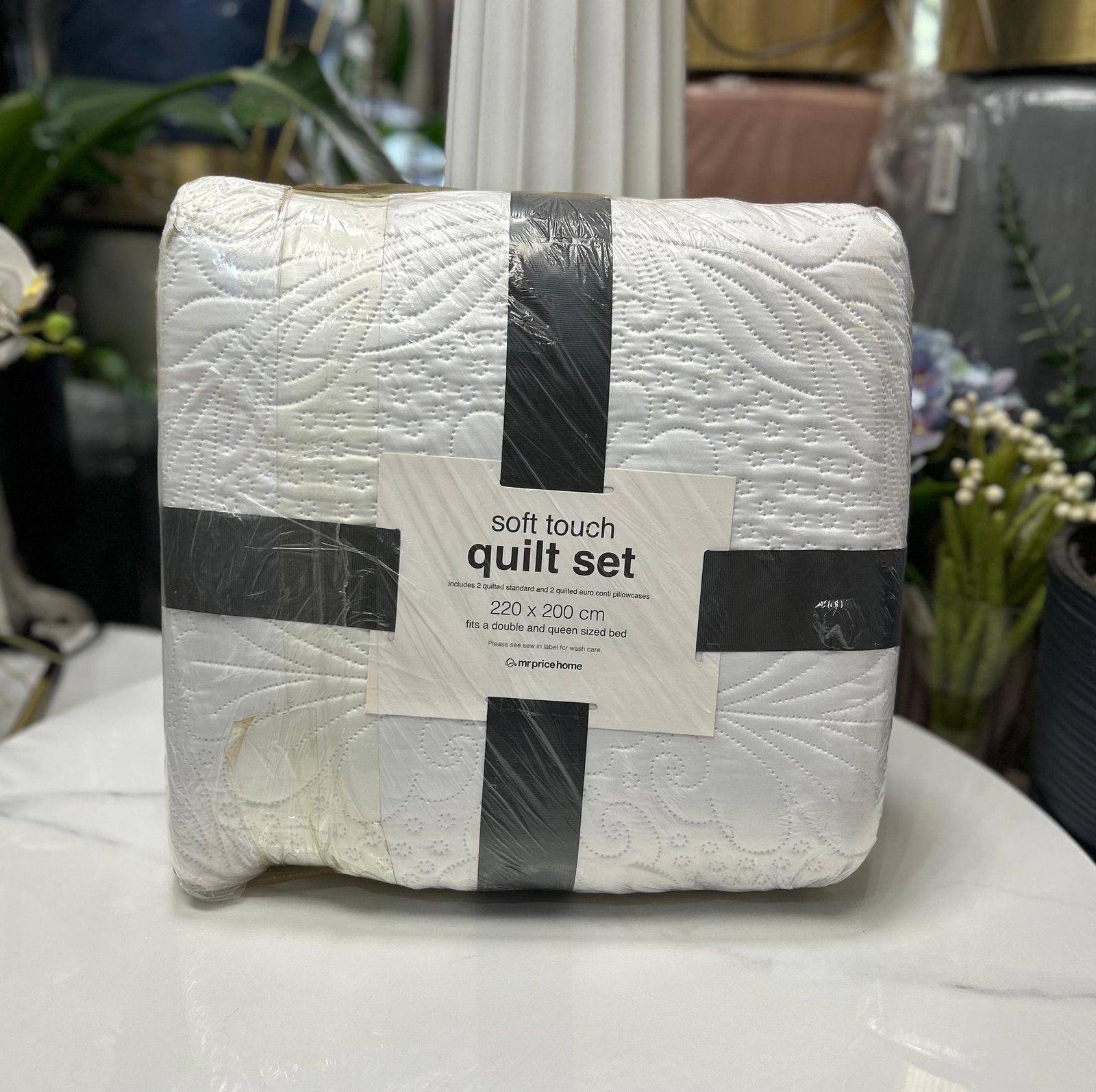 WhatsApp Image 2026-04-28 at 11.17.14 (9) Soft Touch quilt set 5pcs 200*220cm Double & Queen size – Image 1